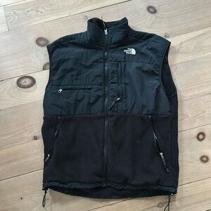 Men’s north face vest x large fleece water resistant black